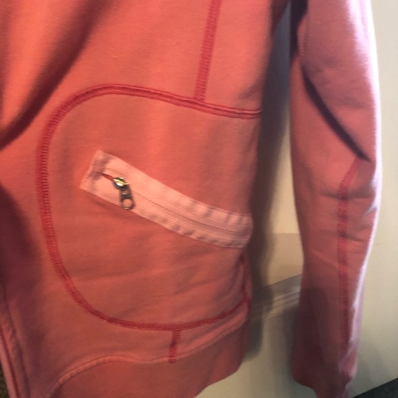 Lulu Lemon jacket - Picture 2 of 3